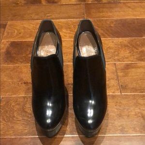 Alaia Black leather booties